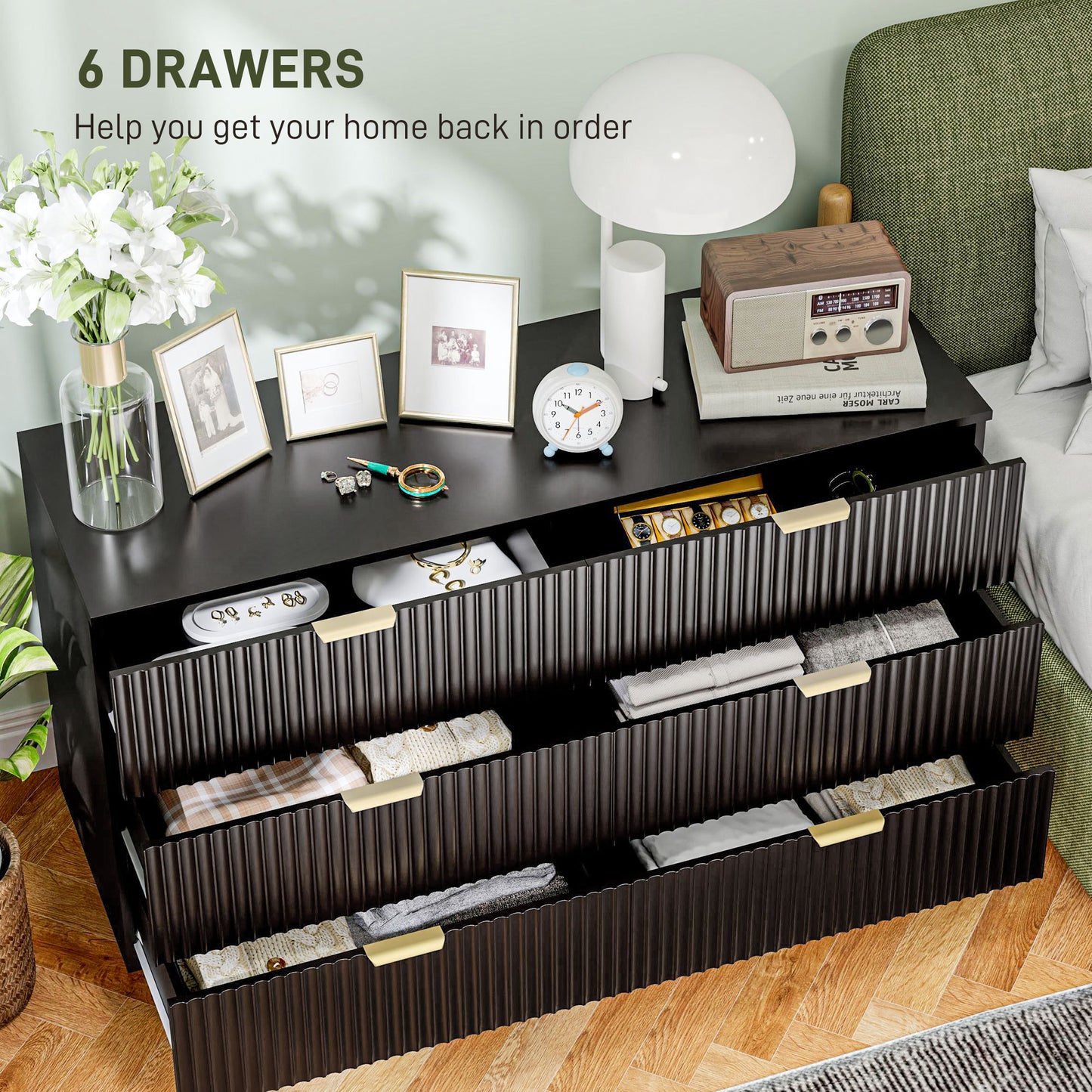 HOMCOM Modern Chest of Drawers 4 Drawer Dresser for Bedroom with Gold Legs and Handles, White