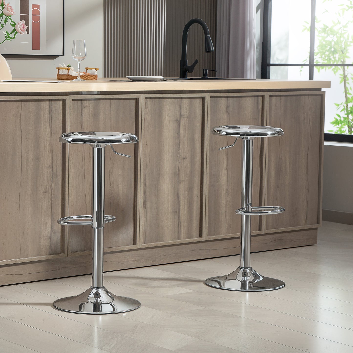 HOMCOM Steel Bar Stools Set of 2, Adjustable Counter Height Round Breakfast Barstools, Industrial Swivel Bar Chairs, Silver