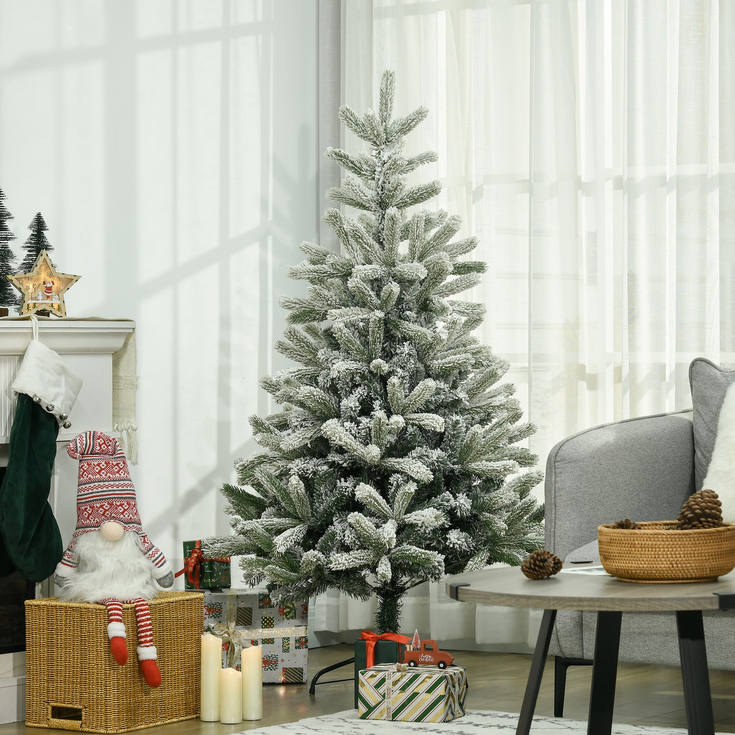 HOMCOM 5ft Artificial Snow-Flocked Tree Holiday Home Indoor Christmas Decoration with Metal Feet, Green