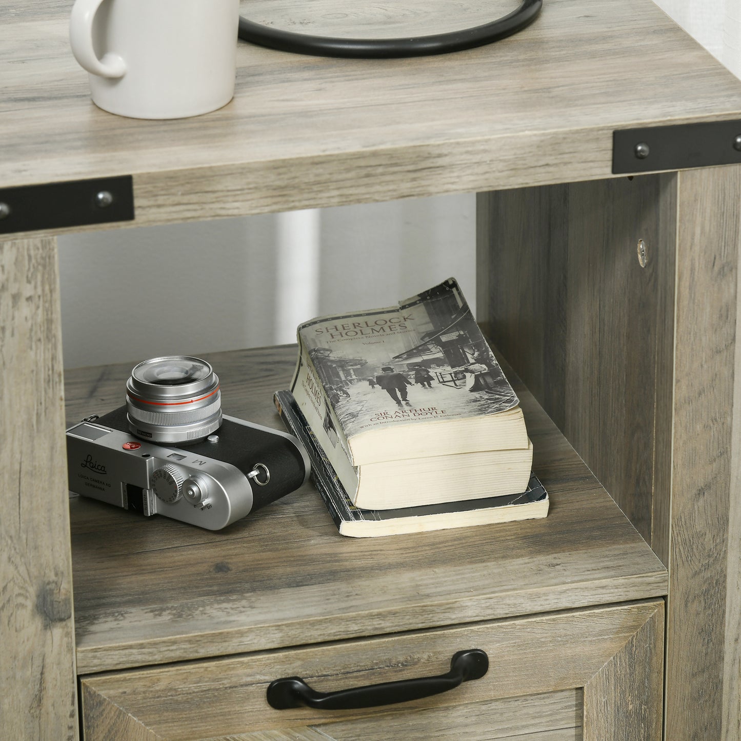 HOMCOM Side Table with Storage, Farmhouse End Table with Drawer, Open Shelf and Barn-style Panel, Nightstand for Living Room, Bedroom, Oak