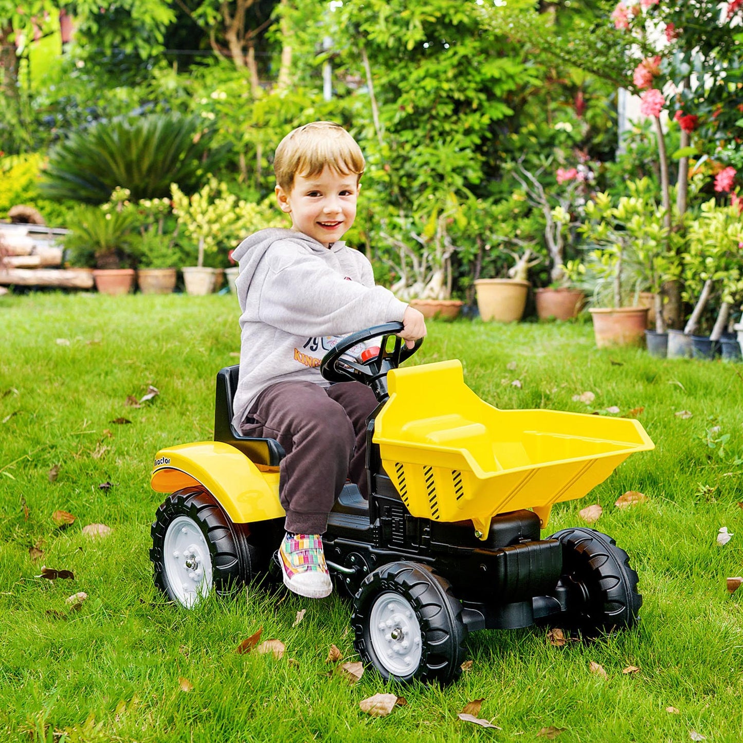 Aosom Ride on Toy Dump Truck for Kids, Pedal Construction Car with Detachable Trailer for 3 Year Old, Yellow
