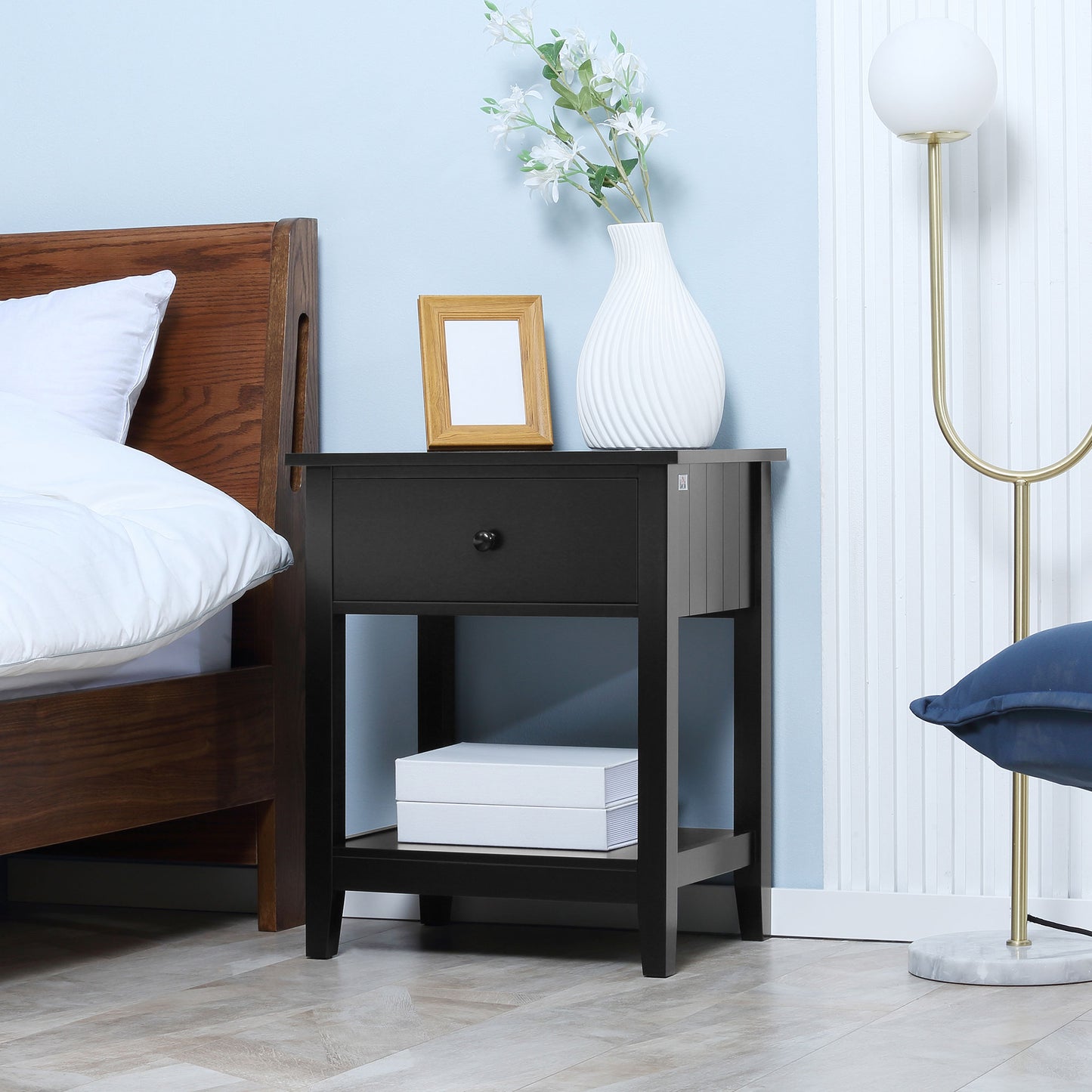 HOMCOM Modern Style Nightstand, Small End Table with Drawer and Storage Shelf for Bedroom, Living Room, White