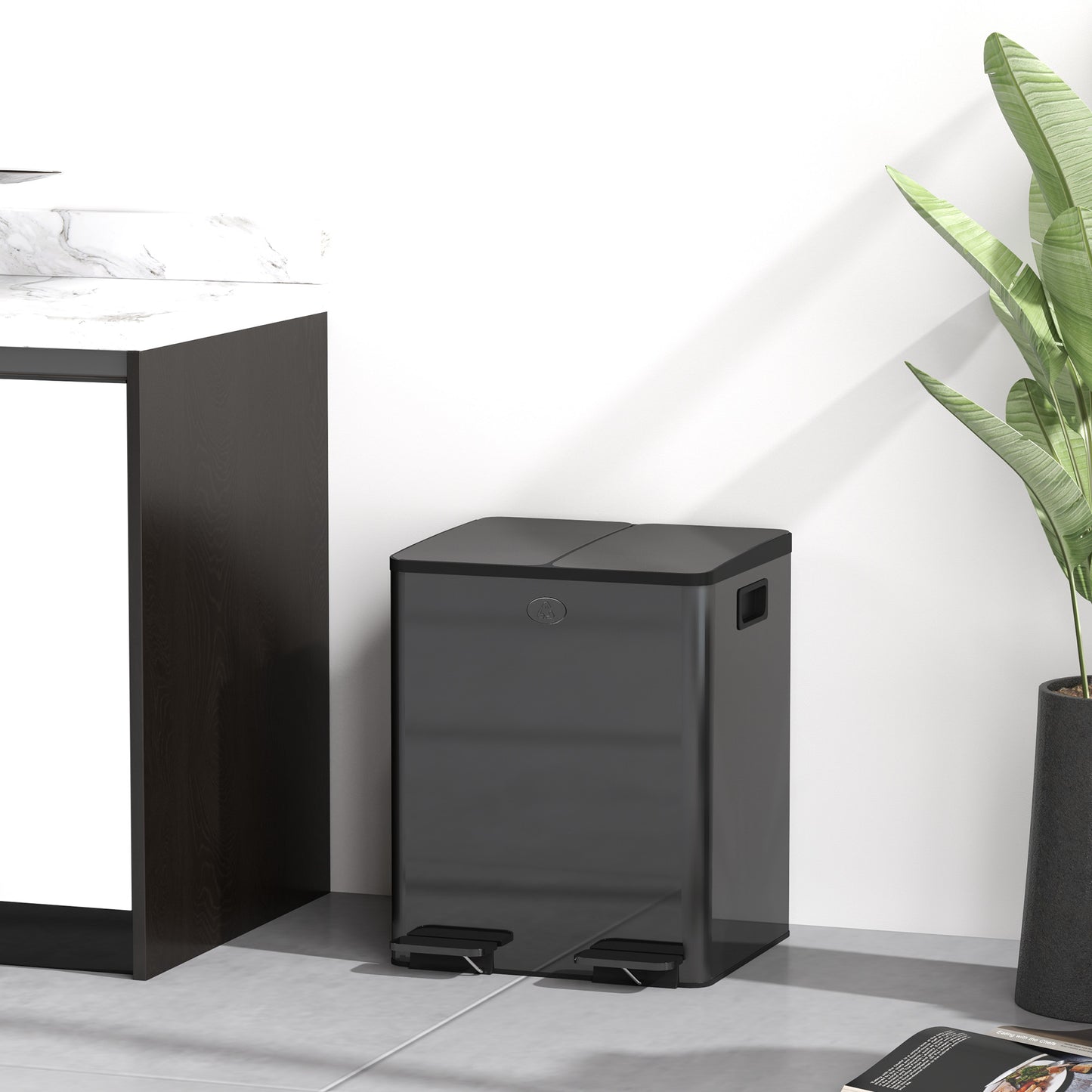 HOMCOM Dual Garbage Bin, Soft-Close Trash Can with Foot Pedal, 2 x 20 Liter Garbage Can with Removable Inner Buckets, Black