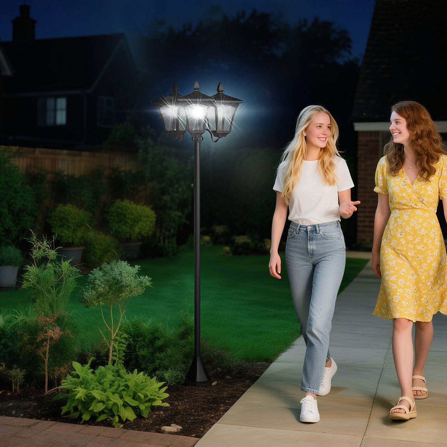 Outsunny Single Solar Lamp Post Garden Solar-Powered LED Streetlight Style Outdoor Light Waterproof 5-6 Hours with Base for Lawn Pathway Walkway 47"H, Black