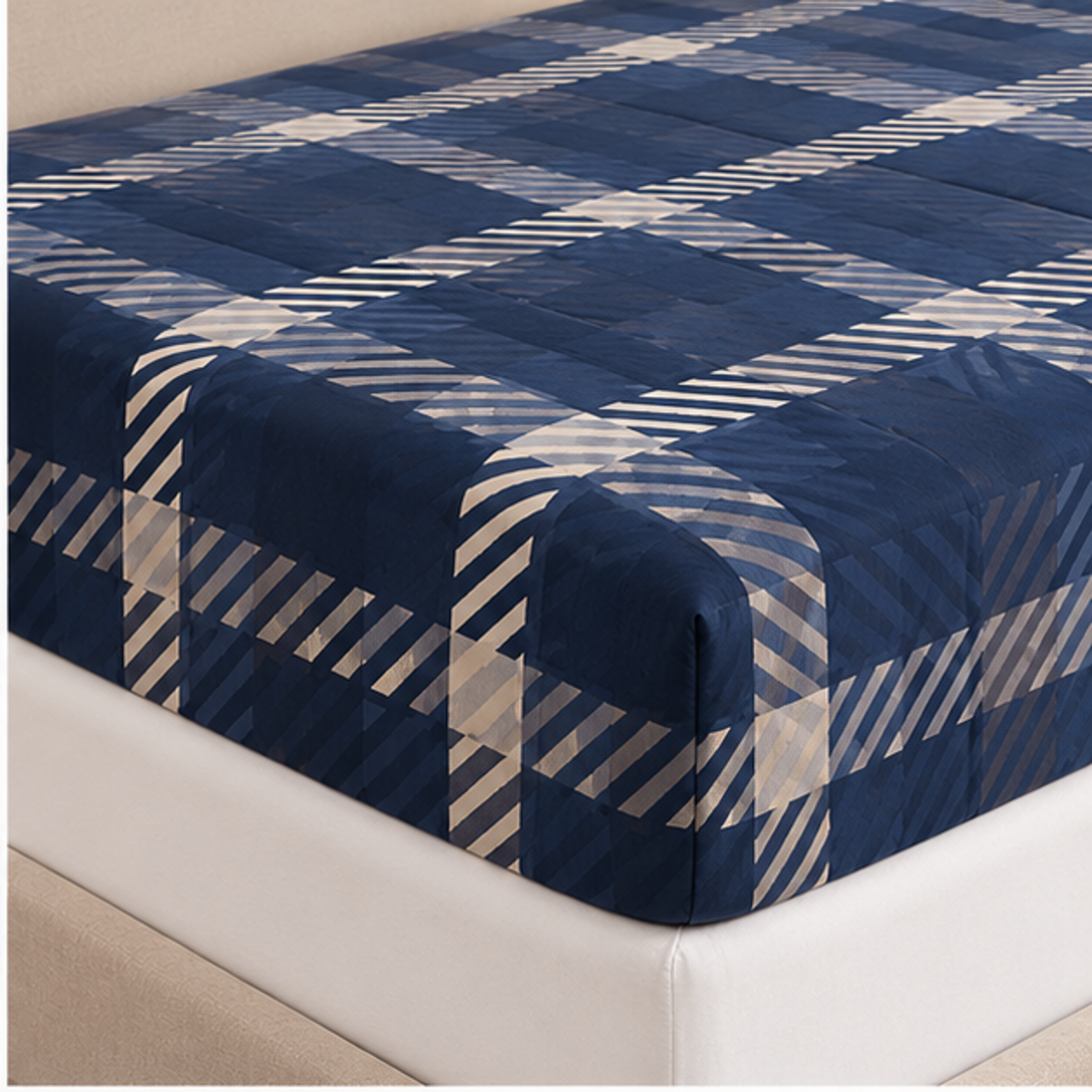 Aarniva Breathable Polyester Midnight Plaid Comforter Set | King/Queen | 250 GSM | Ultra-Soft & Cozy | Navy Blue | 5-Piece Set