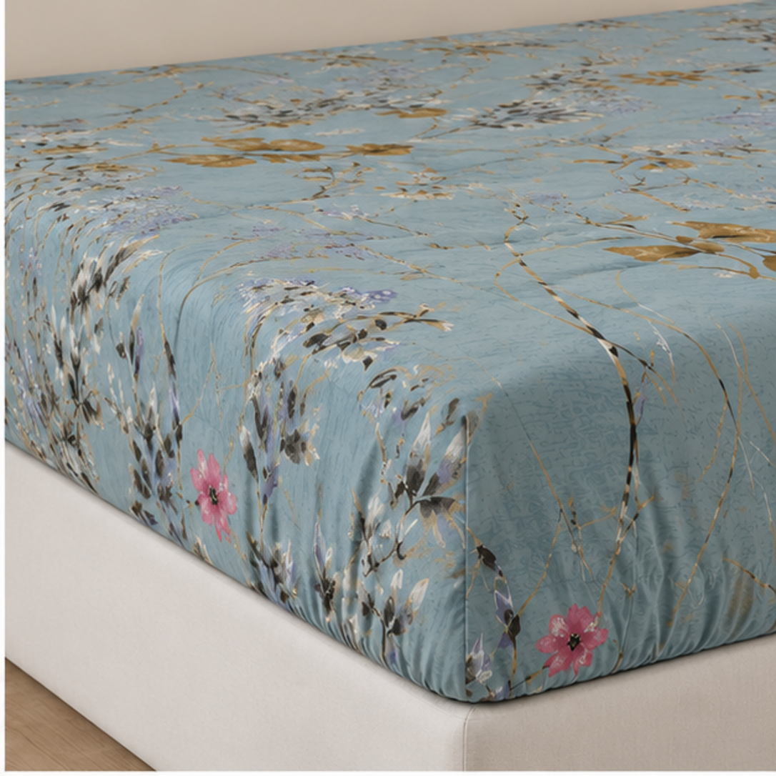 Aarniva Breathable Polyester Blue Wildflower Meadow Comforter Set | King/Queen | 250 GSM | Ultra-Soft & Cozy | Vintage Rose Garden | 5-Piece Set