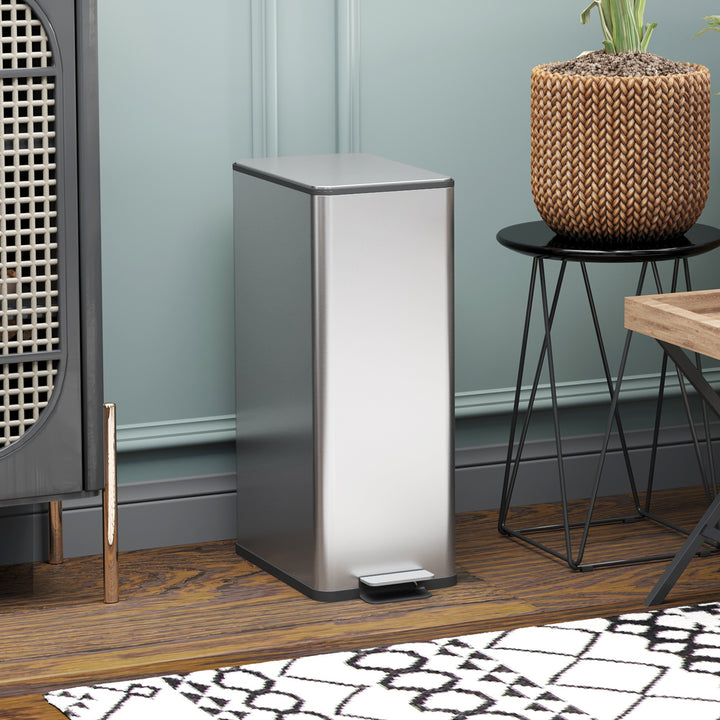 HOMCOM 5.3 Gallon Stainless Steel Kitchen Garbage Can with Soft-close Lid, Foot Pedal, Fingerprint-Proof, Silver