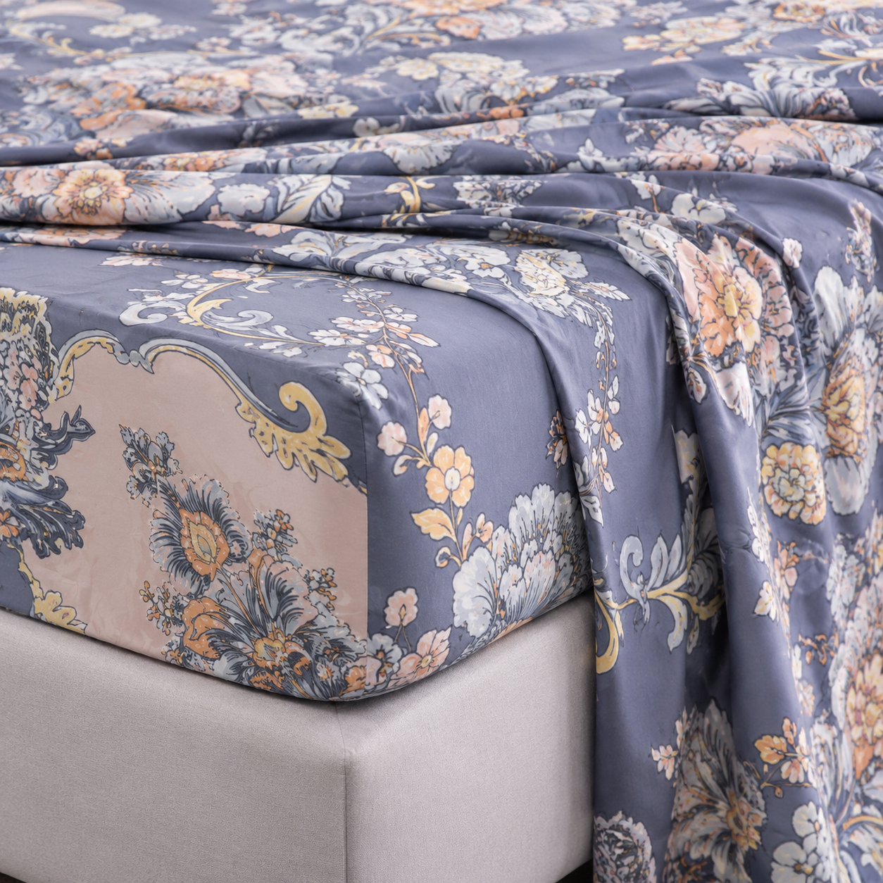 Aarniva Polyester Bedsheet Set | King/Queen | Soft & Breathable | Blue Flower Design | 4-Piece Set