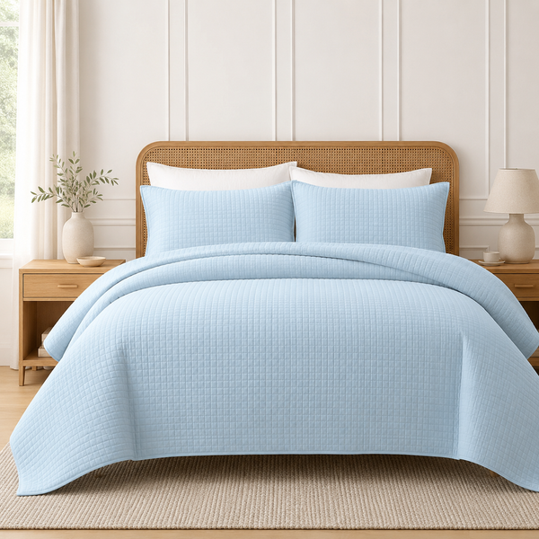 Aarniva Quilted Bedding Set | King/Queen | Soft & Lightweight | Powder Blue | 4-Piece Set