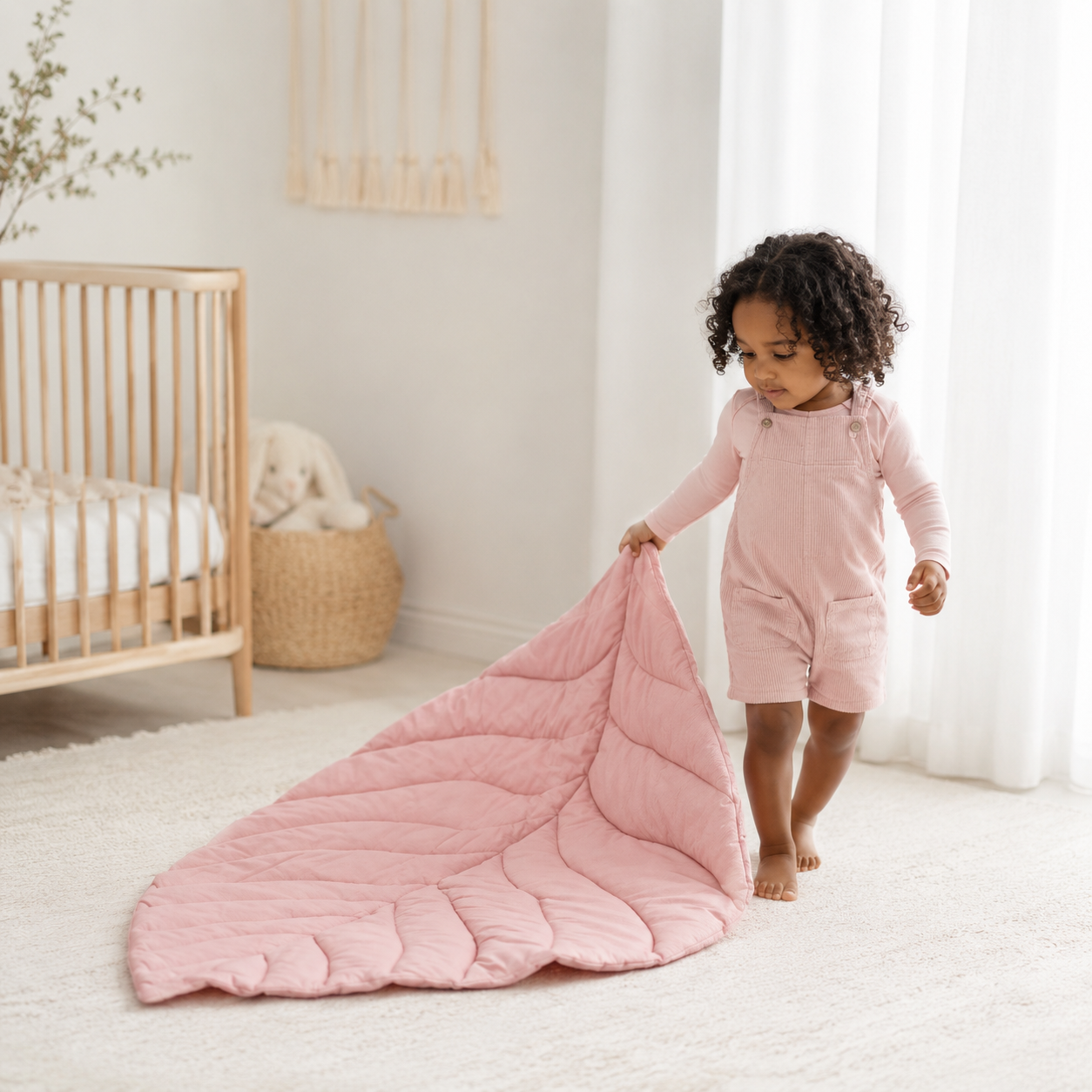 Aarniva Leaf-Shaped Quilted Baby Play Mat | Soft & Padded | Ultra-Cozy Nursery Mat | Leaf Design | Baby Sheet