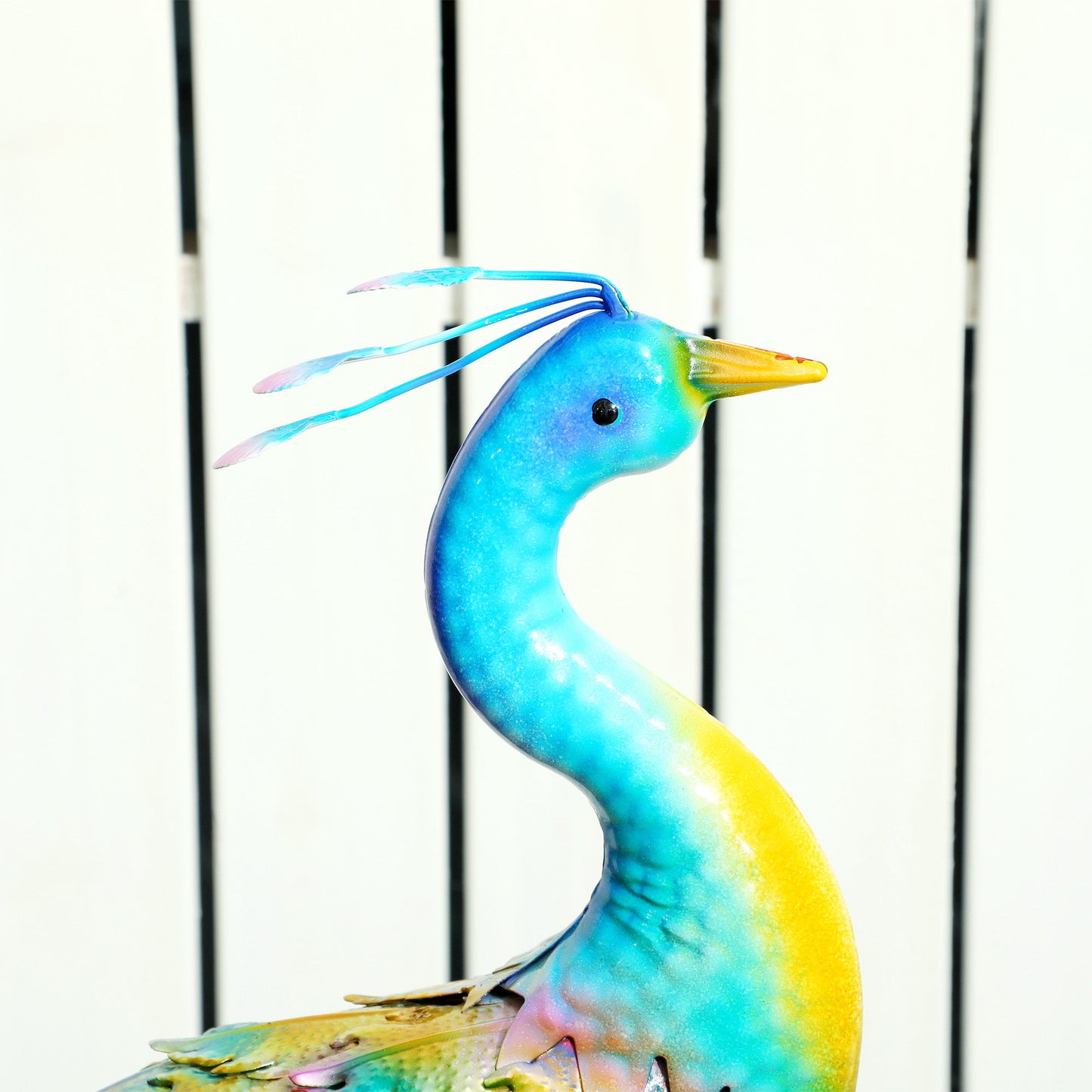 Outsunny Peacock Garden Statue, 32.7" Standing Lawn Ornament, Steel Garden Decor Bird Statue with Stakes for Lawn Patio Backyard Decoration, Mixed Colour