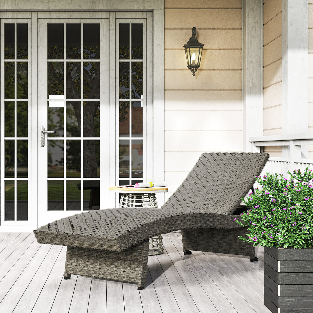 Outsunny Rattan Folding Outdoor Lounger Chair Recliner with 5-Level Adjustable Backrest, Wheels for Garden, Patio, Mixed Grey