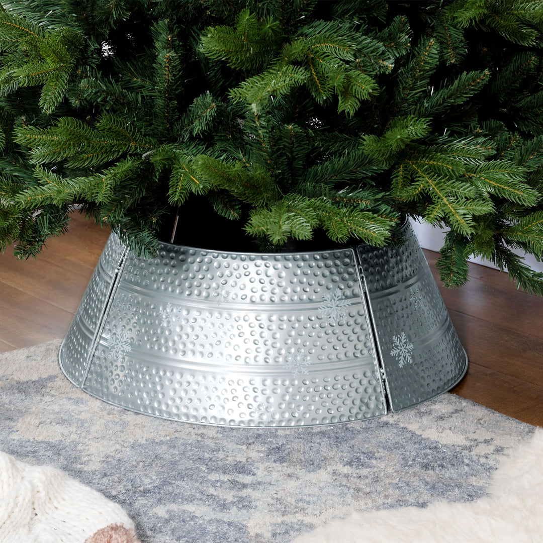 HOMCOM 26" Christmas Tree Base Cover, Christmas Tree Collar with Hollow Snowflake Pattern for Holiday, Party, Silver