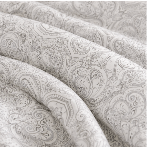 Aarniva Breathable Polyester Comforter Set | King/Queen | 250 GSM | Ultra-Soft & Cozy | Soft Silver | 5-Piece Set