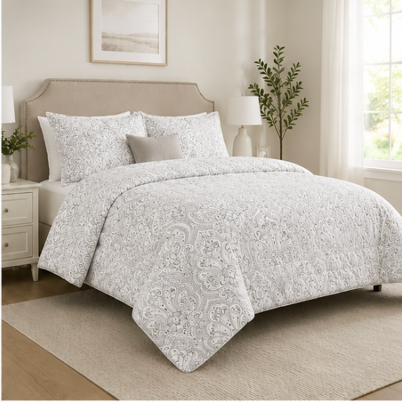 Aarniva Breathable Polyester Comforter Set | King/Queen | 250 GSM | Ultra-Soft & Cozy | Soft Silver | 5-Piece Set