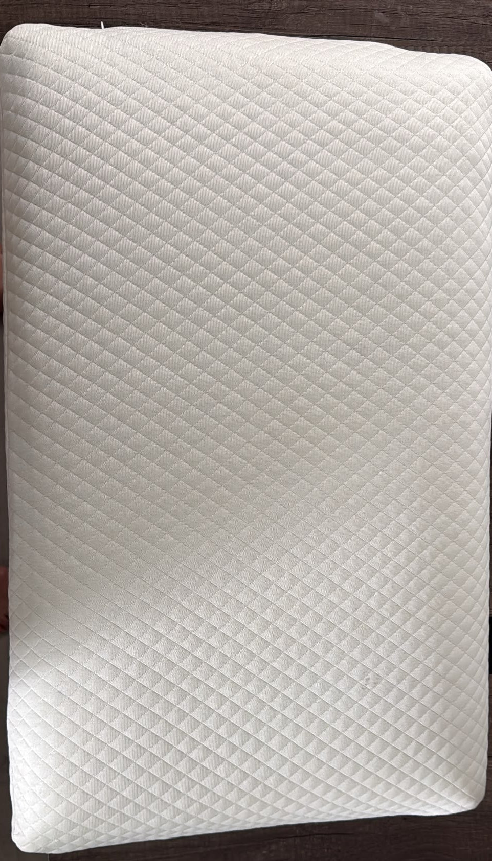 Aarniva Contour Memory Foam Pillow | Ergonomic Head & Neck Support | Pressure-Relieving Comfort | Classic White