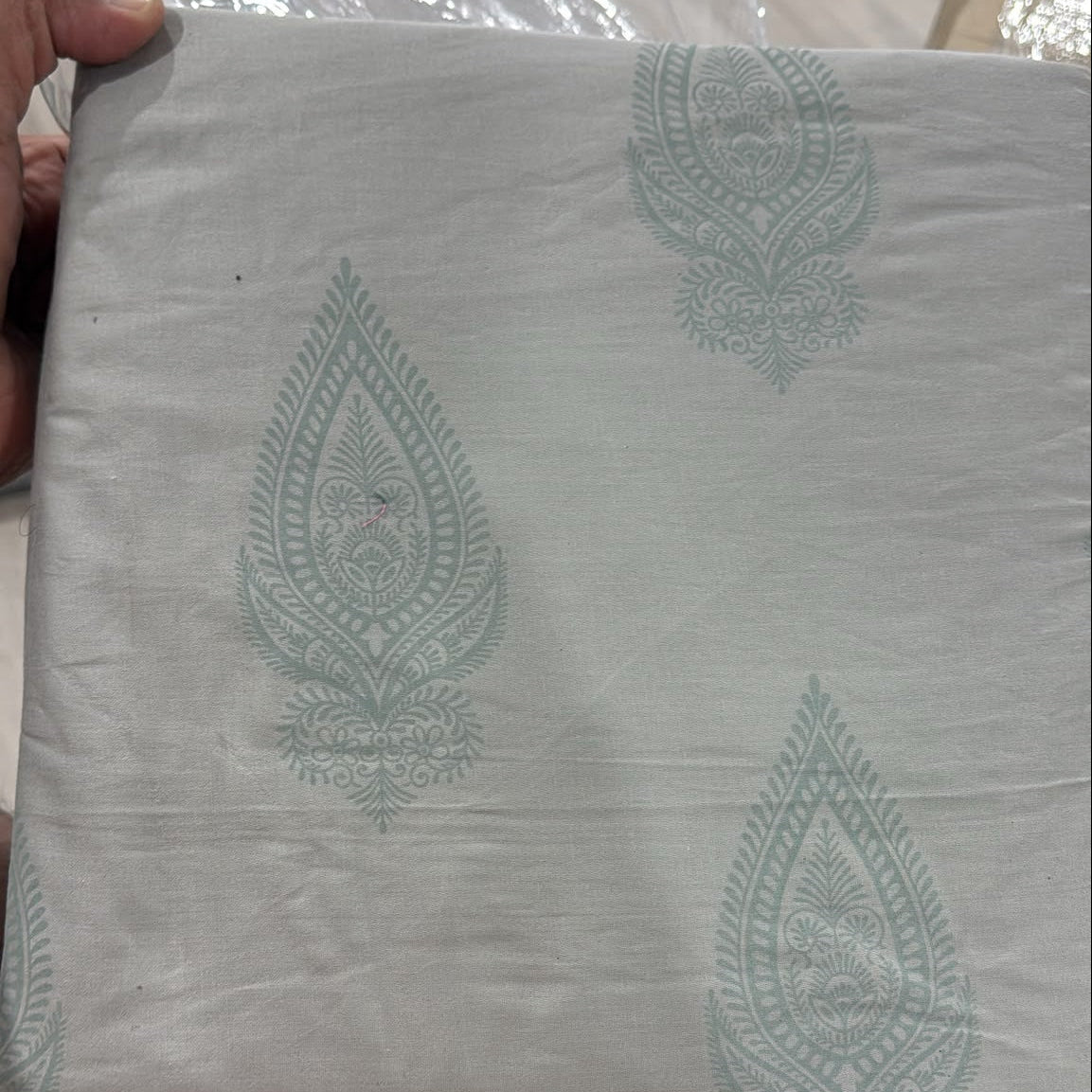 Aarniva 100% Cotton Paisley Bedsheet Set | King/Queen | Soft & Breathable | Misty Aqua Paisley | 6-Piece Set
