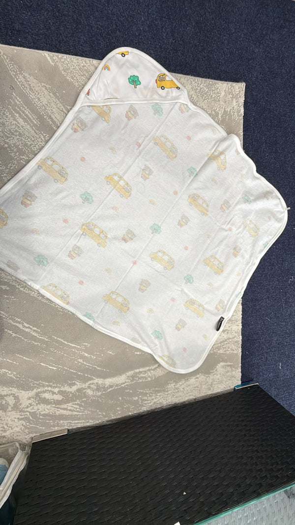 Aarniva Kids Hooded Bath Towel | Soft & Cozy | Animal & Fun Prints | Vehicle Adventure