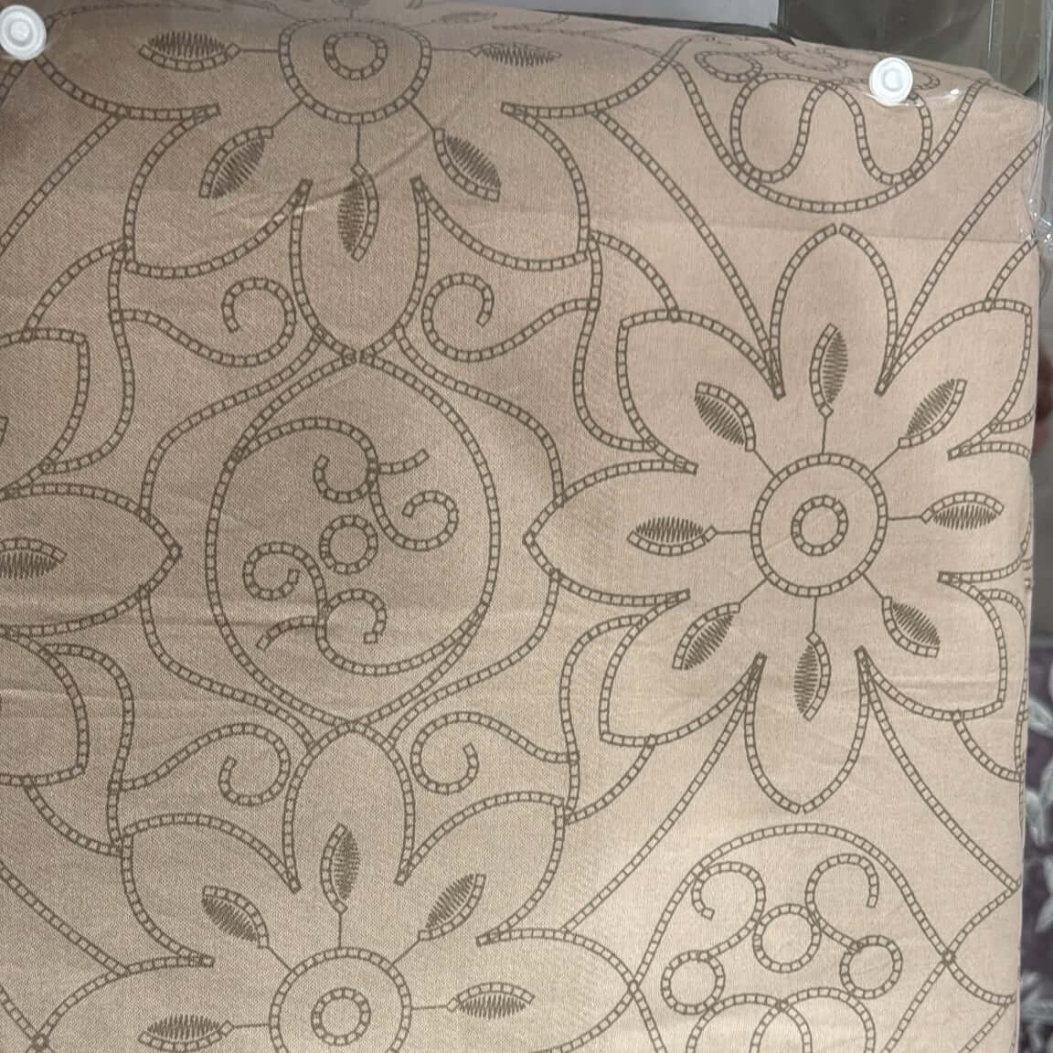 Aarniva 100% cotton floral bedsheet set in warm sand with elegant floral vine pattern.