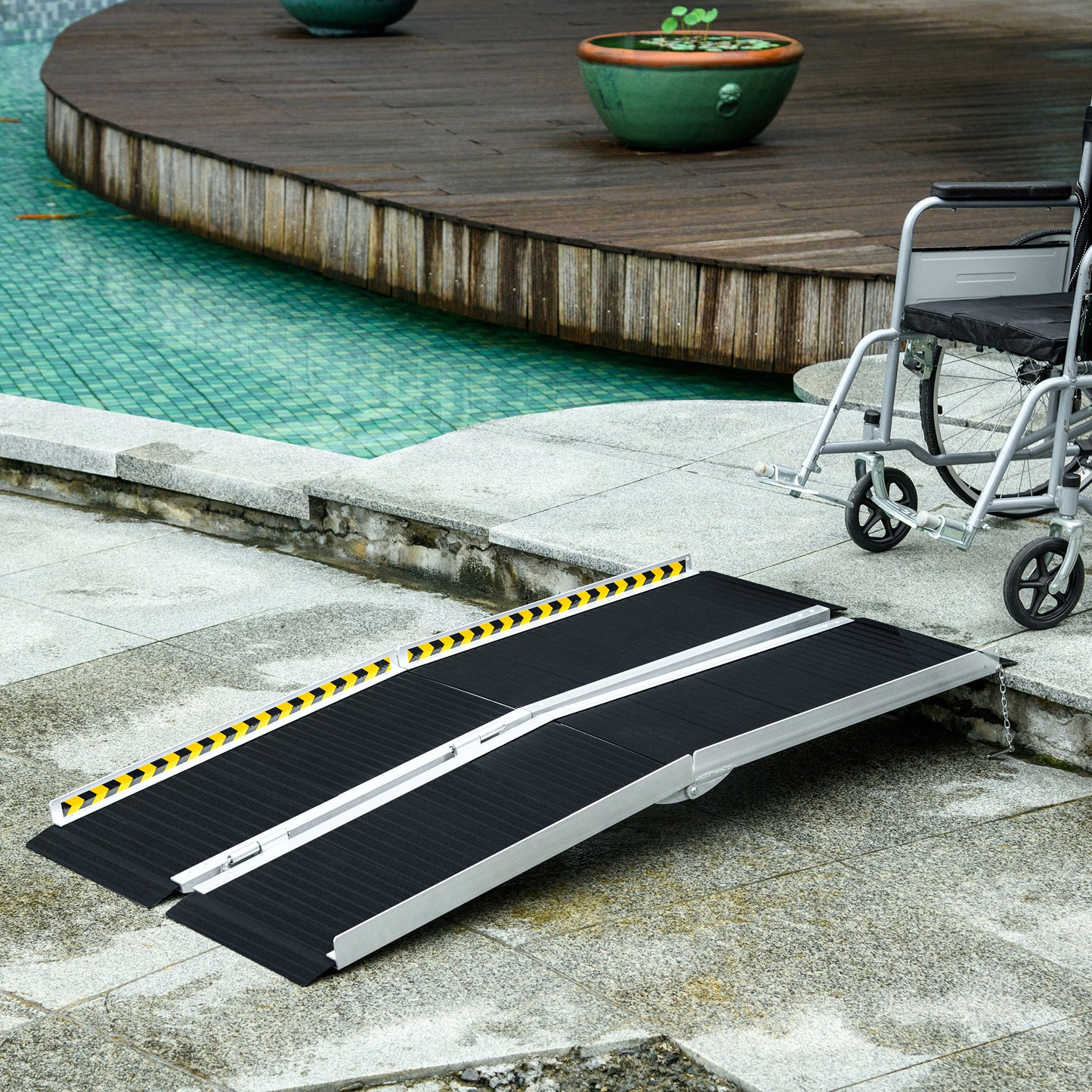 HOMCOM 5ft Wheelchair Ramp Scooter Mobility Non-Skid PVC Layering Portable Foldable Aluminium