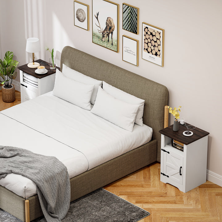 HOMCOM Set of 2 Side Tables, Night Stands with Charging Outlets, White