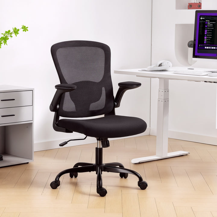 HOMCOM Ergonomic Mesh Office Chair with 4D Lumbar Support, Swivel Desk Chair with Flip-up Armrests, Tilt Function, Grey