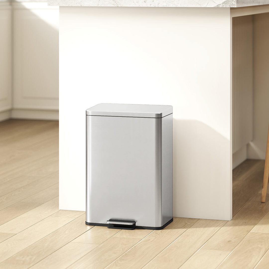 HOMCOM 5.3 Gallon/20 L Garbage Bin with Soft Close Lid, Trash Can with Removable Inner Bucket for Kitchen, Office, Cream White