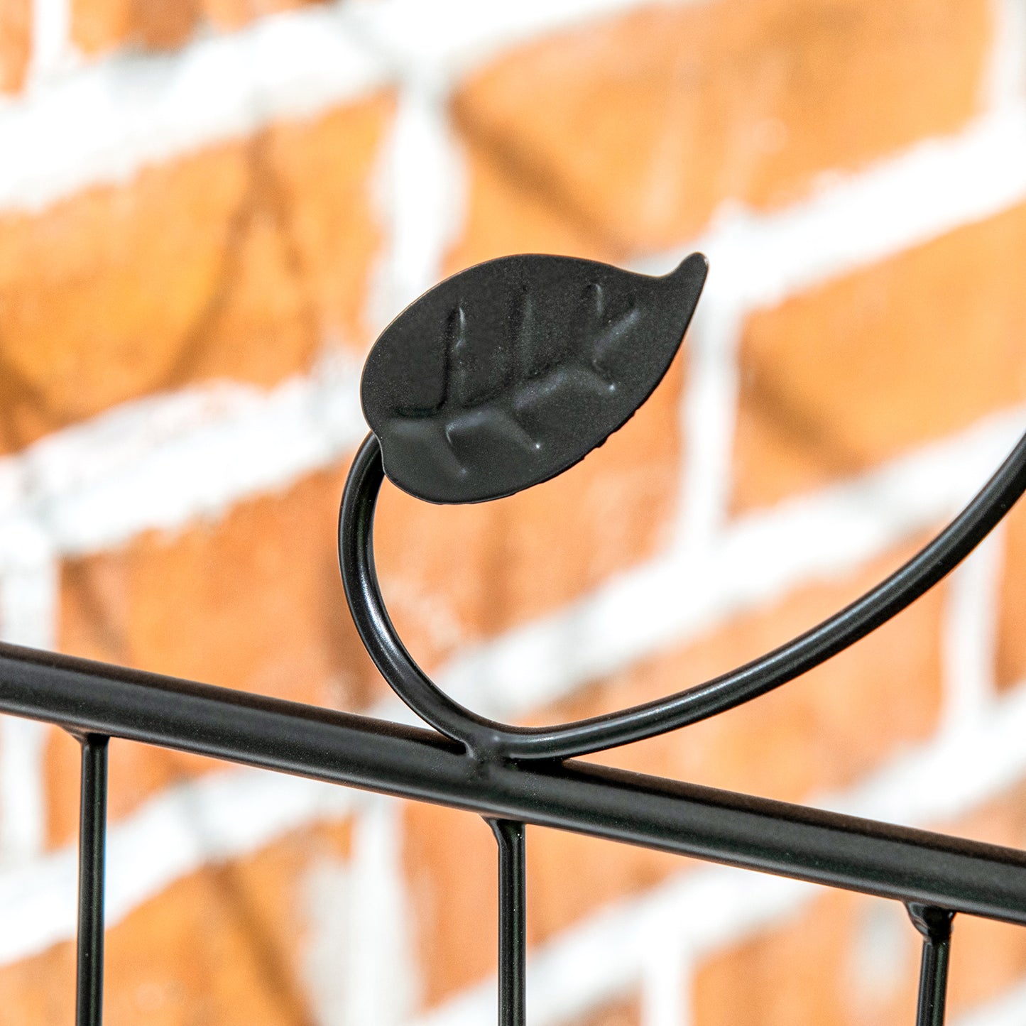 Outsunny Outdoor Metal Garden Fence Panels, Animal Barrier & Border Edging for Yard, Patio, 8 Pack, Scrollworks and Spears