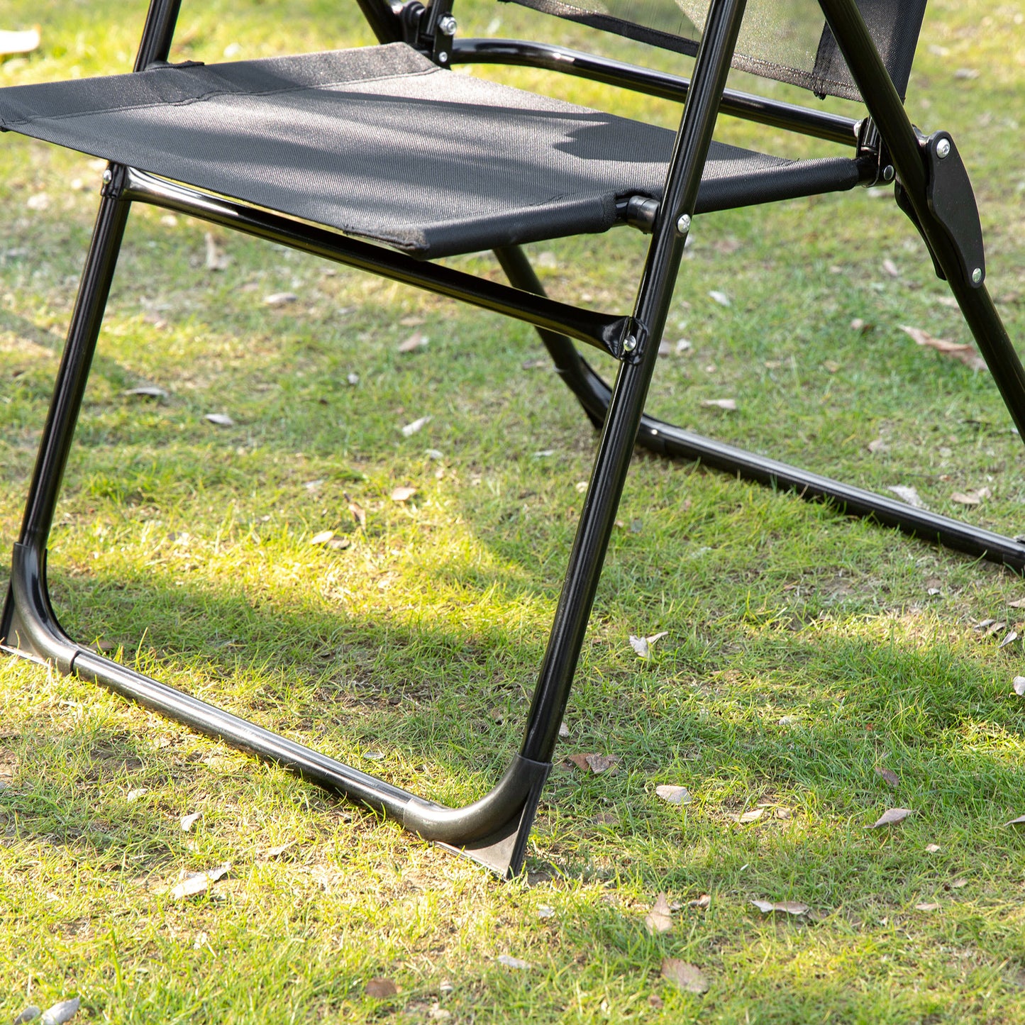 Outsunny Set of 4 Camping Chairs, Outdoor Folding Lounge Chair Set with 5 Level Adjustable Backrest, Removable Headrest, Armrest for Camping, Backyard, Black